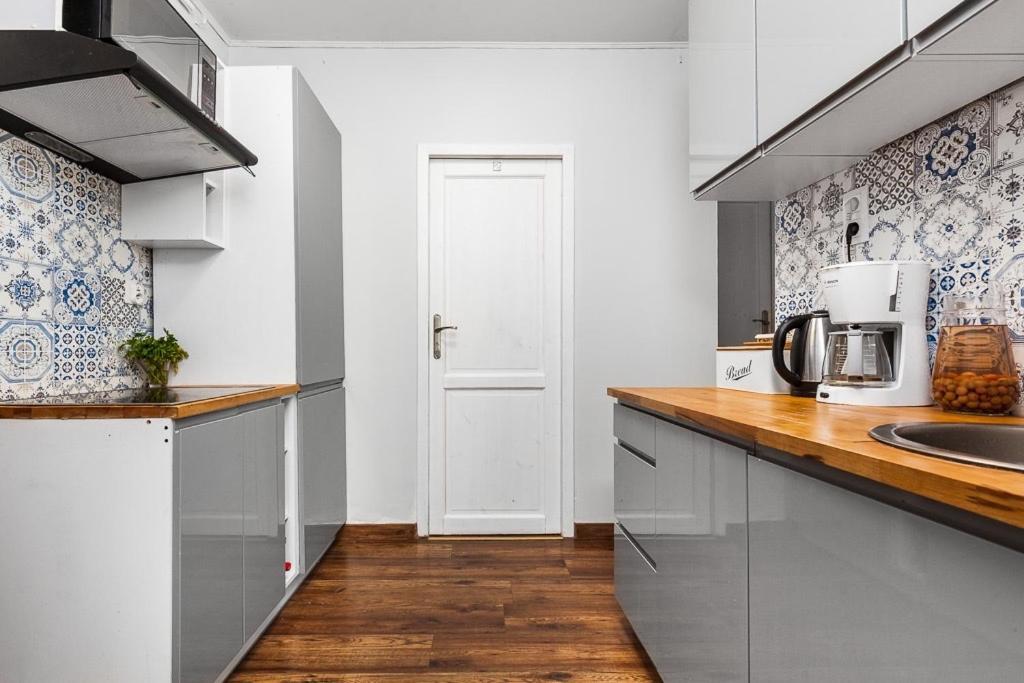 דירות גדינייה Apartament Revel מראה חיצוני תמונה