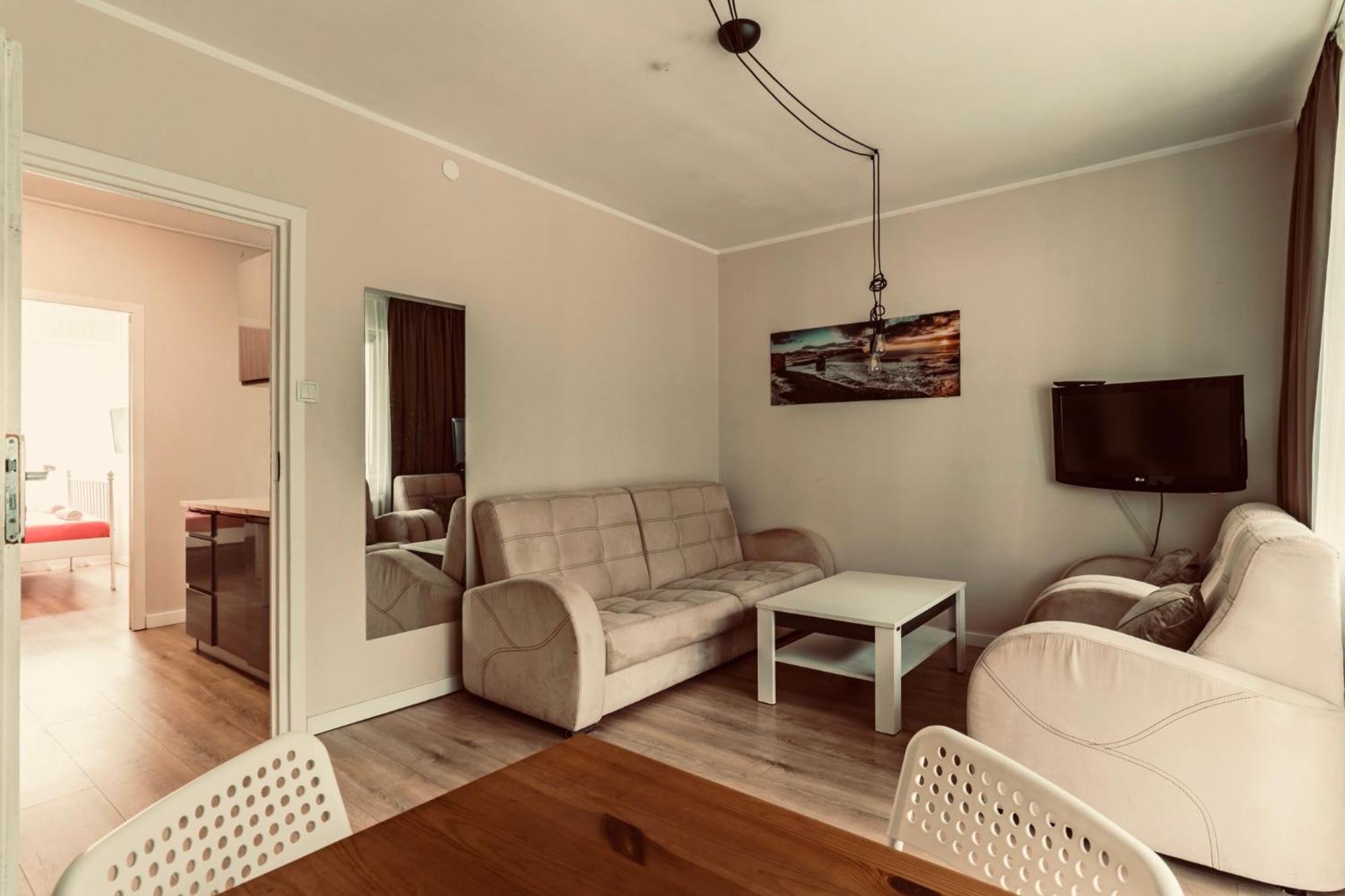 דירות גדינייה Apartament Revel מראה חיצוני תמונה